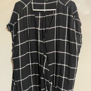 Torrid size 2 Black and White Plaid Top